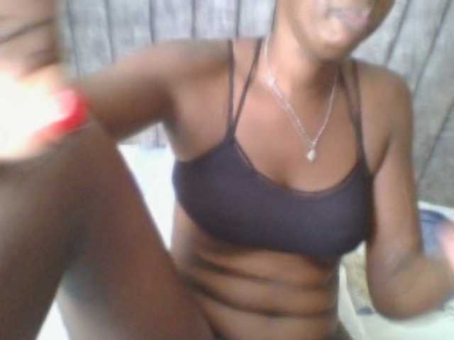 Dizzydose1 from BongaCams