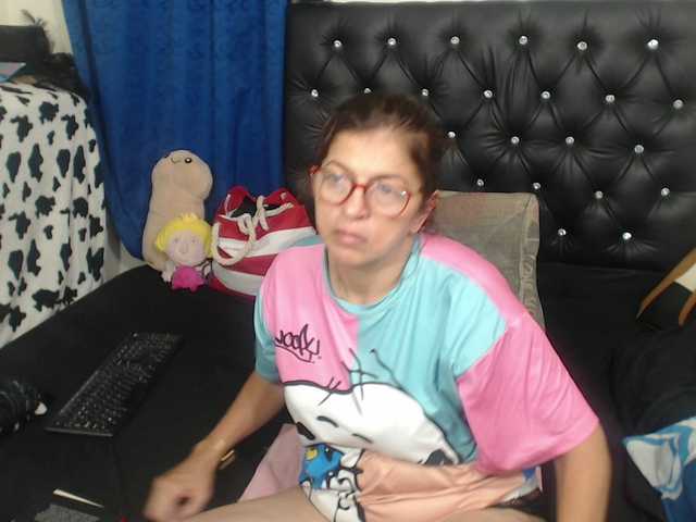 MedusaLilith's BongaCams show and profile