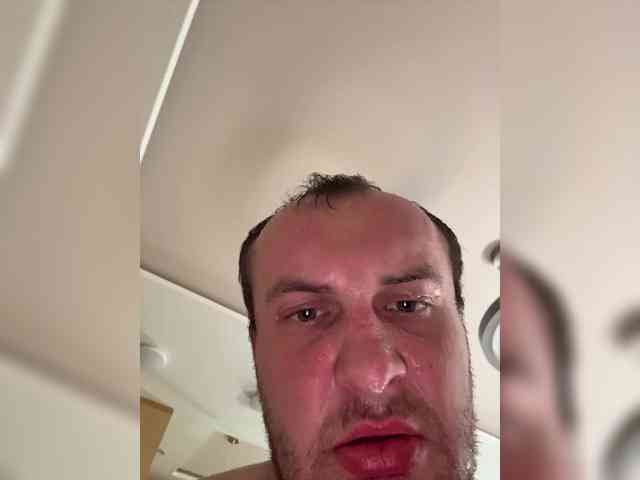 Crazypara11 webcam