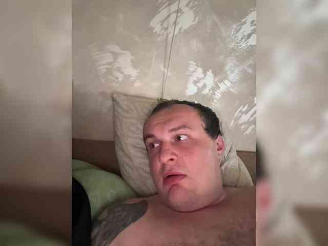 Crazypara11 Live Webcam on BongaCams