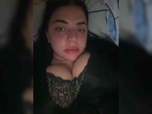Crazypara11 webcam