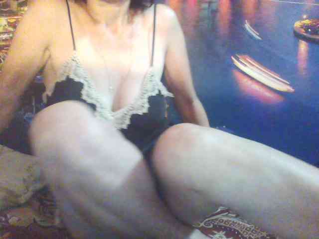 LeilaValentine webcam
