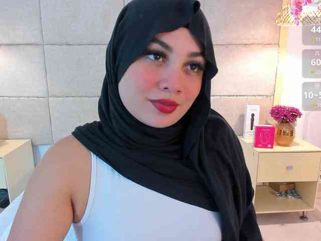 janaadhara Live Webcam on BongaCams