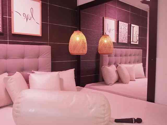 BellaLatina Live Webcam on BongaCams