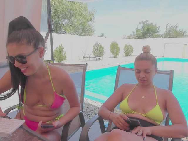 Sex chat gratuit in direct cu CarlaStaceeFun pe BongaCams