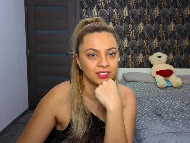 CarlaStaceeFun's BongaCams show and profile