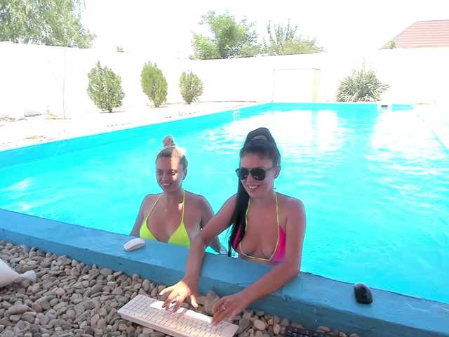 Sex chat gratuit in direct cu CarlaStaceeFun pe BongaCams