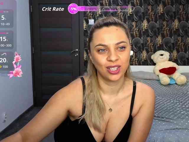 CarlaStaceeFun webcam