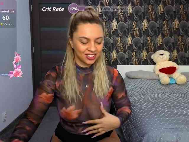 CarlaStaceeFun webcam