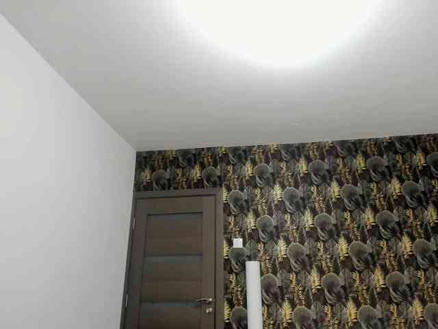 CarlaStaceeFun webcam