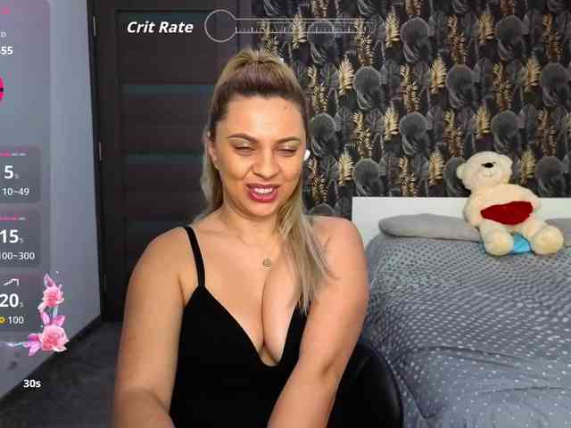 CarlaStaceeFun webcam