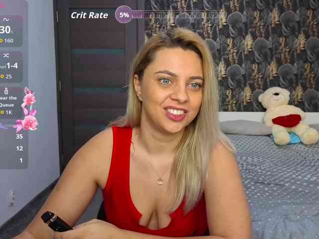 CarlaStaceeFun webcam