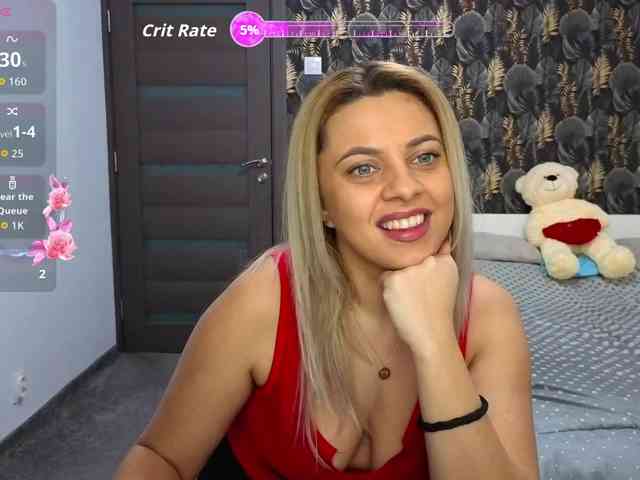 CarlaStaceeFun webcam