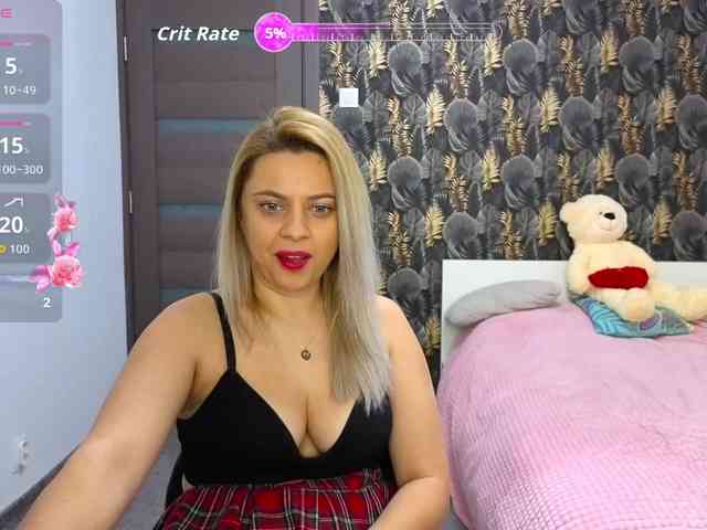 CarlaStaceeFun webcam