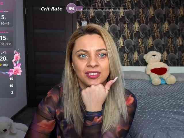 CarlaStaceeFun webcam