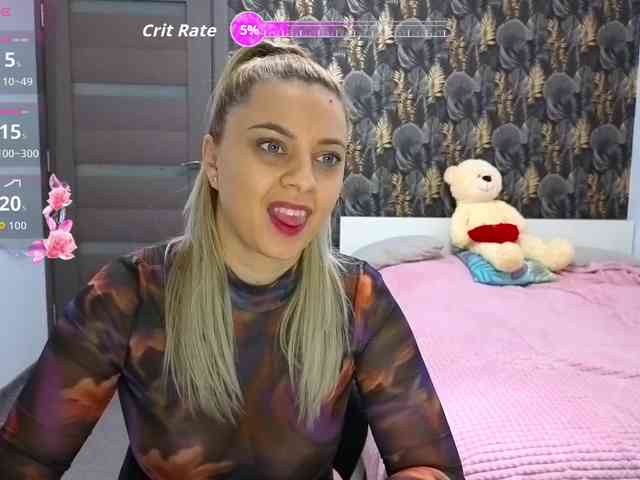 CarlaStaceeFun webcam