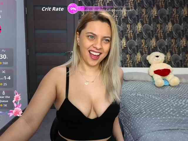 CarlaStaceeFun webcam