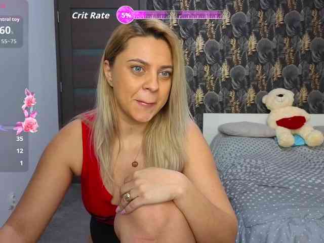 CarlaStaceeFun webcam