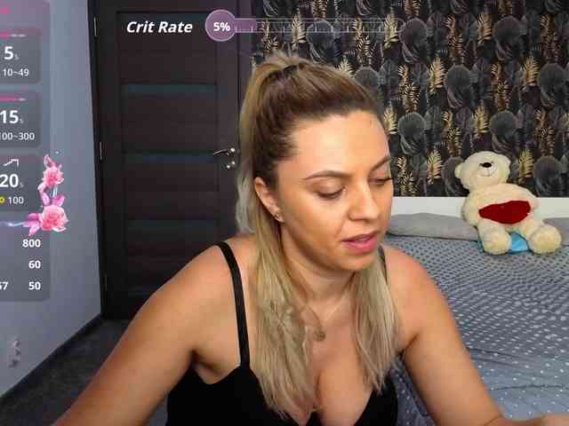 CarlaStaceeFun webcam