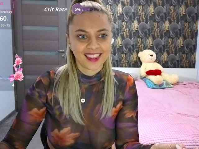 CarlaStaceeFun webcam