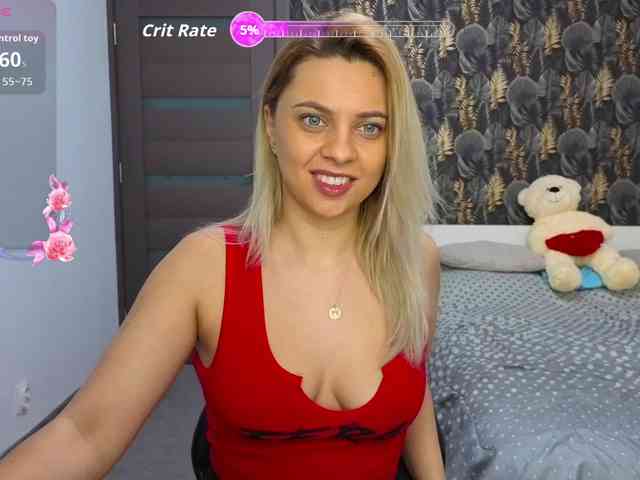 CarlaStaceeFun webcam