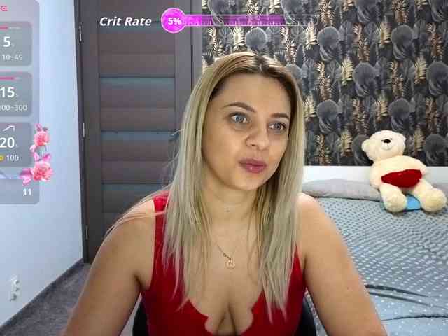 CarlaStaceeFun webcam