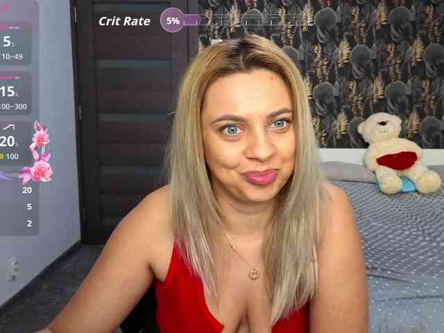 CarlaStaceeFun webcam