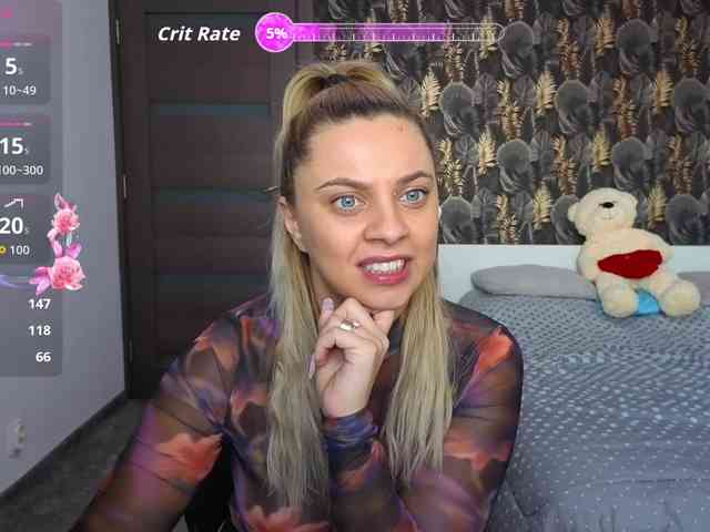 CarlaStaceeFun webcam