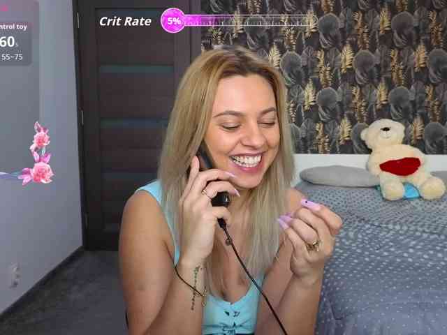 CarlaStaceeFun webcam