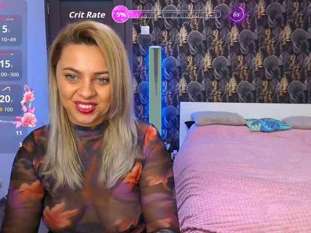 CarlaStaceeFun webcam