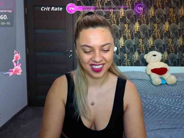 CarlaStaceeFun webcam