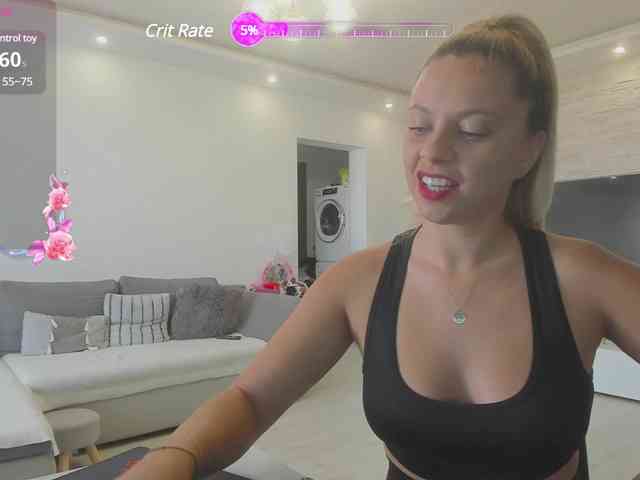CarlaStaceeFun webcam