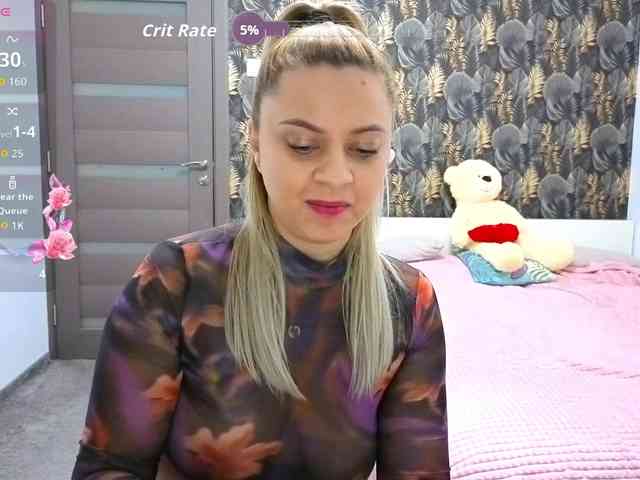 CarlaStaceeFun webcam