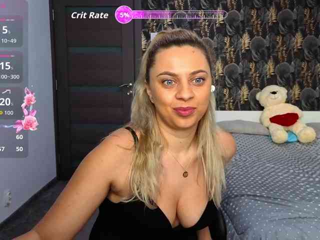 CarlaStaceeFun webcam