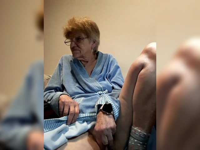 Reife-dame's BongaCams show and profile