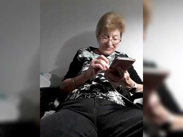 Reife-dame's BongaCams show and profile