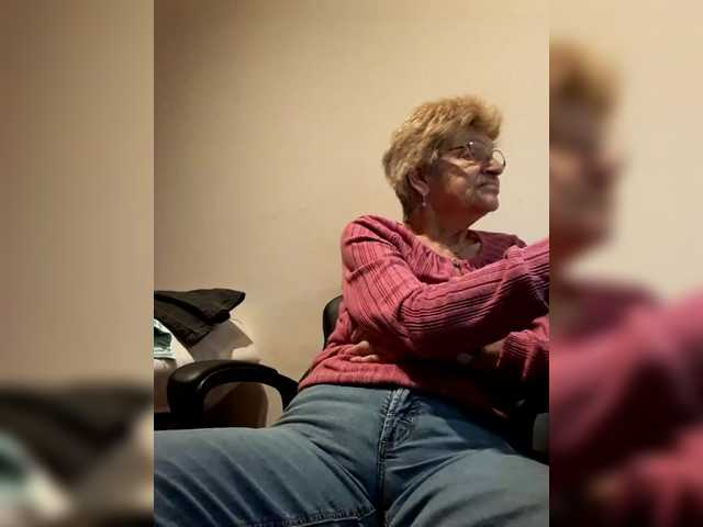 Reife-dame's BongaCams show and profile