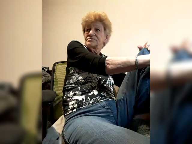 Reife-dame's BongaCams show and profile