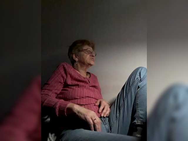 Reife-dame's BongaCams show and profile