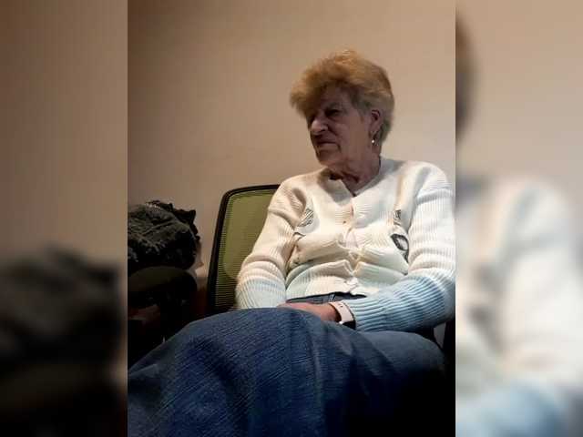 Reife-dame's BongaCams show and profile