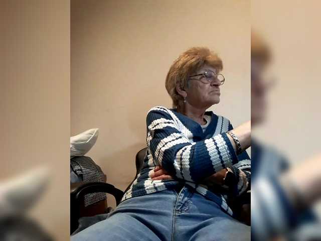 Reife-dame's BongaCams show and profile