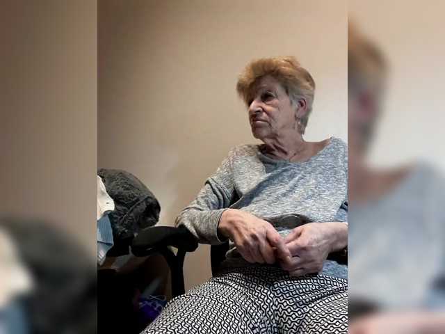 Reife-dame's BongaCams show and profile