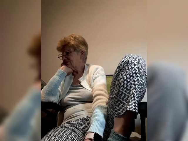 Reife-dame's BongaCams show and profile