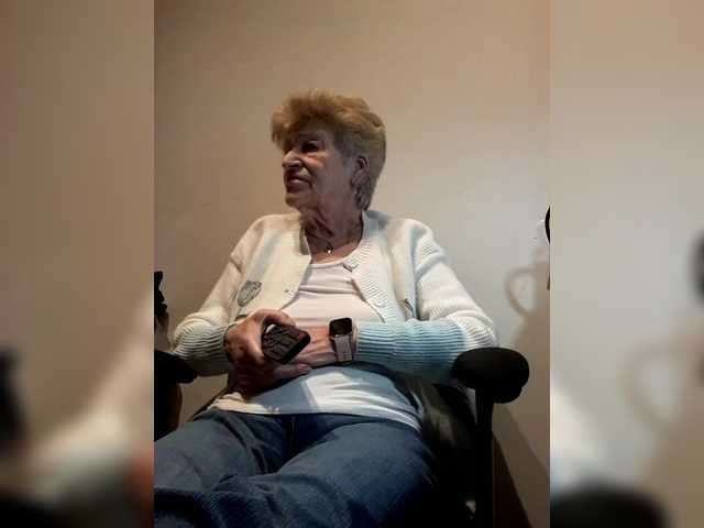 Reife-dame's BongaCams show and profile