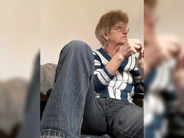 Reife-dame's BongaCams show and profile