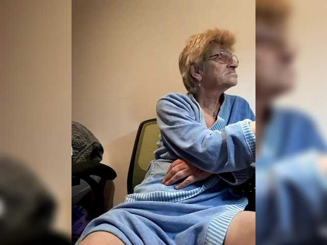 Reife-dame's BongaCams show and profile