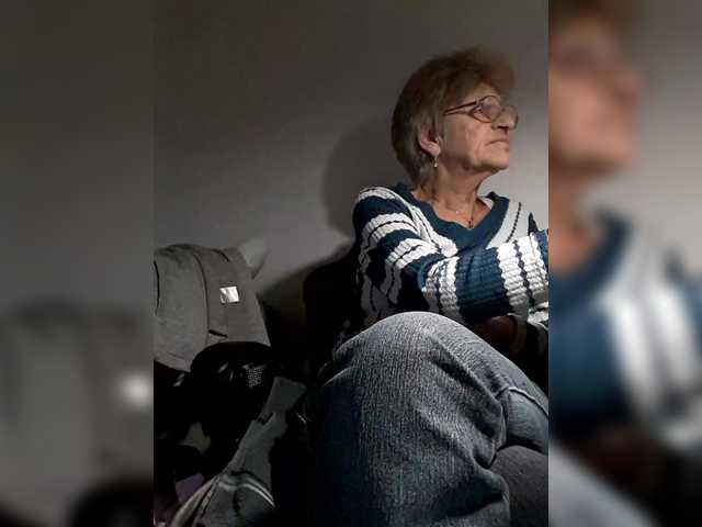 Reife-dame's BongaCams show and profile