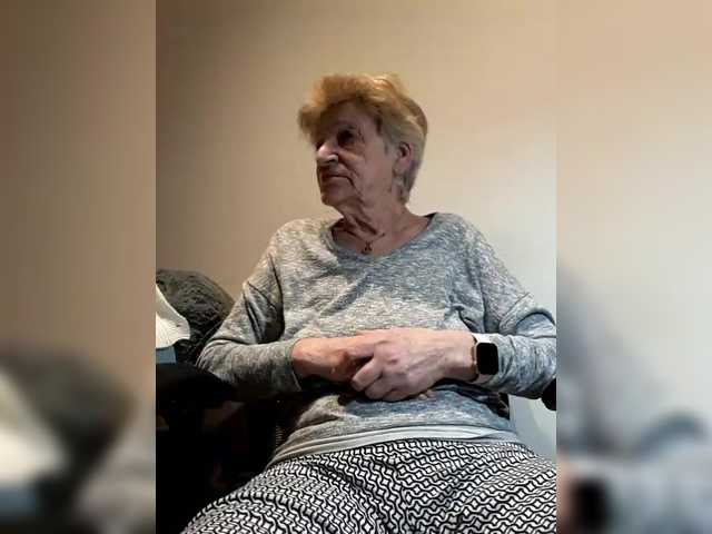 Reife-dame's BongaCams show and profile