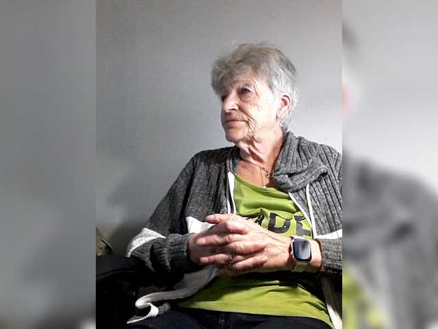 Reife-dame's BongaCams show and profile