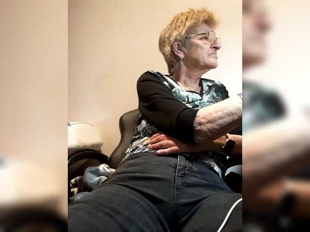 Reife-dame's BongaCams show and profile